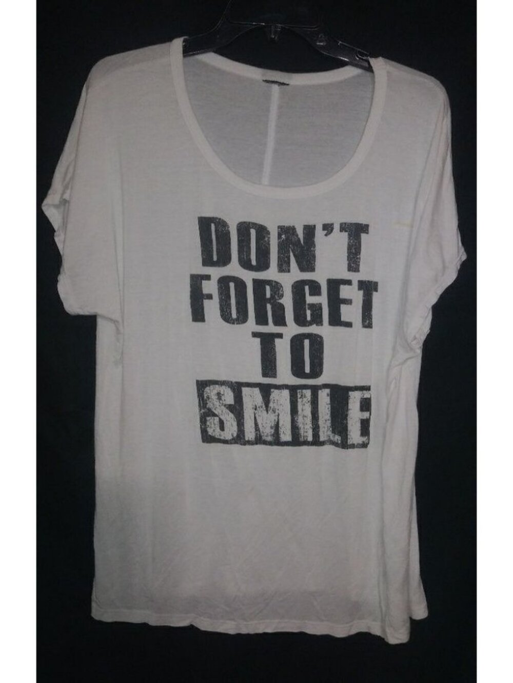 Don't Forget To Smile 1X T-shirt Top in White Black